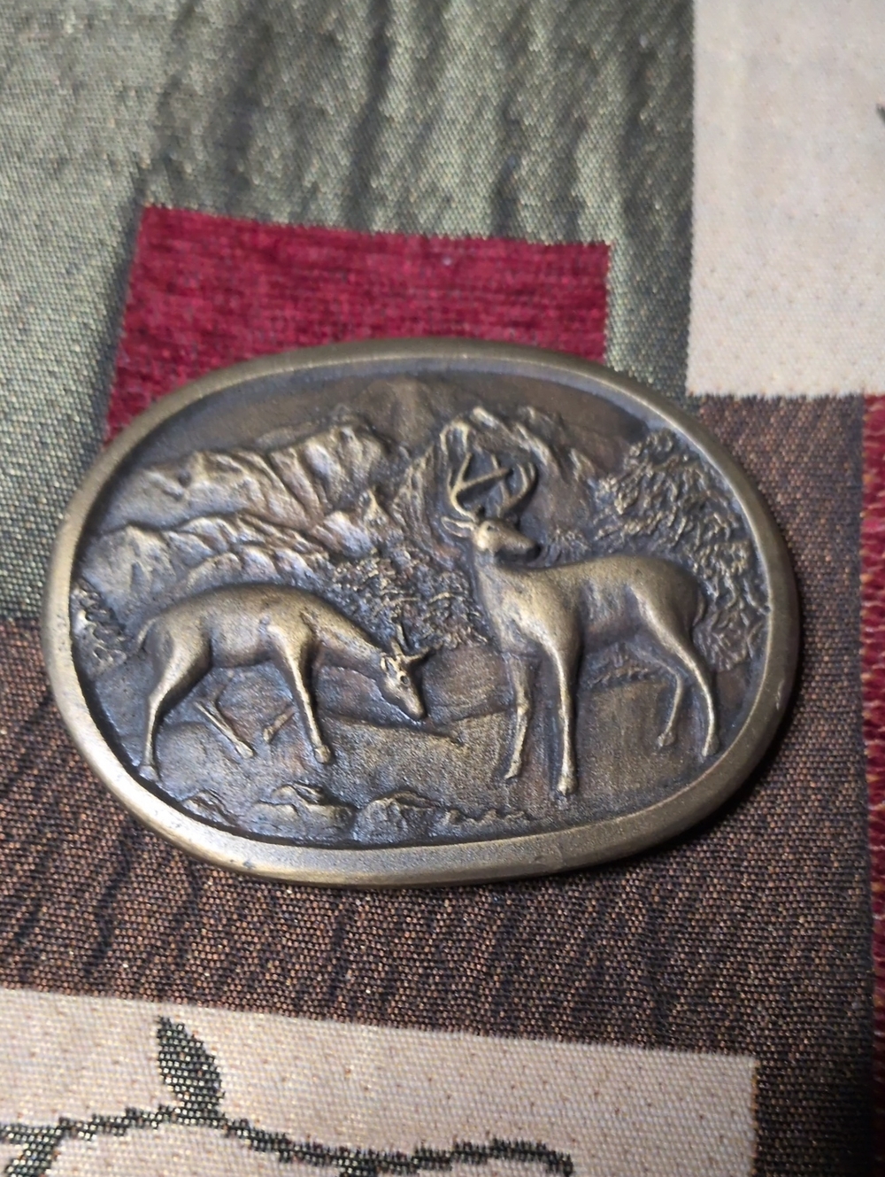Vintage Bronze Tone Deer Relief Belt Buckle - Brown